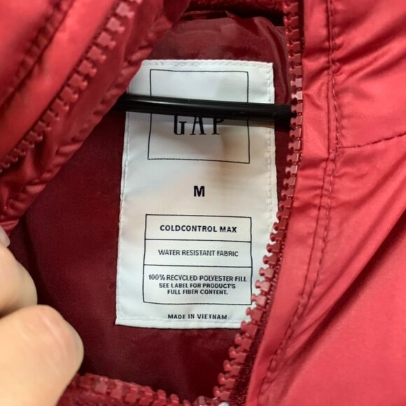 Gap Womens M Puffer Coat Jacket Red Water Resistant Thick Material Fitted - Picture 6 of 11